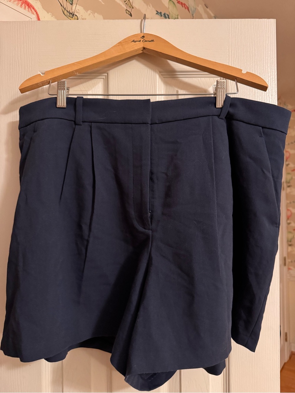 Abercrombie & Fitch Navy Flat Front Men’s Shorts